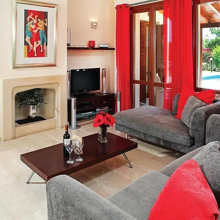 Aphrodite Hills Superior 238 Вилла *